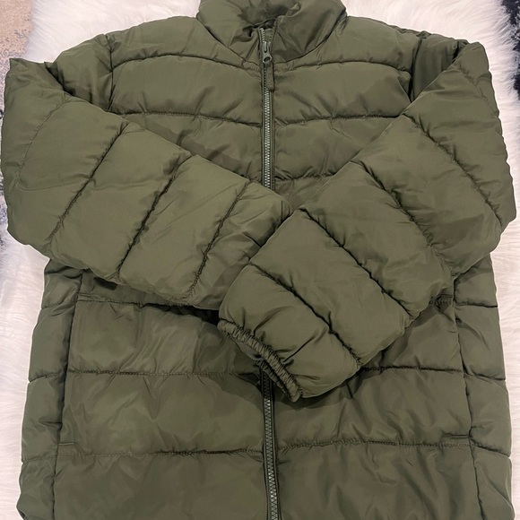 Children’s Place Olive Green Puffer Jacket XLarge - Picture 7 of 7